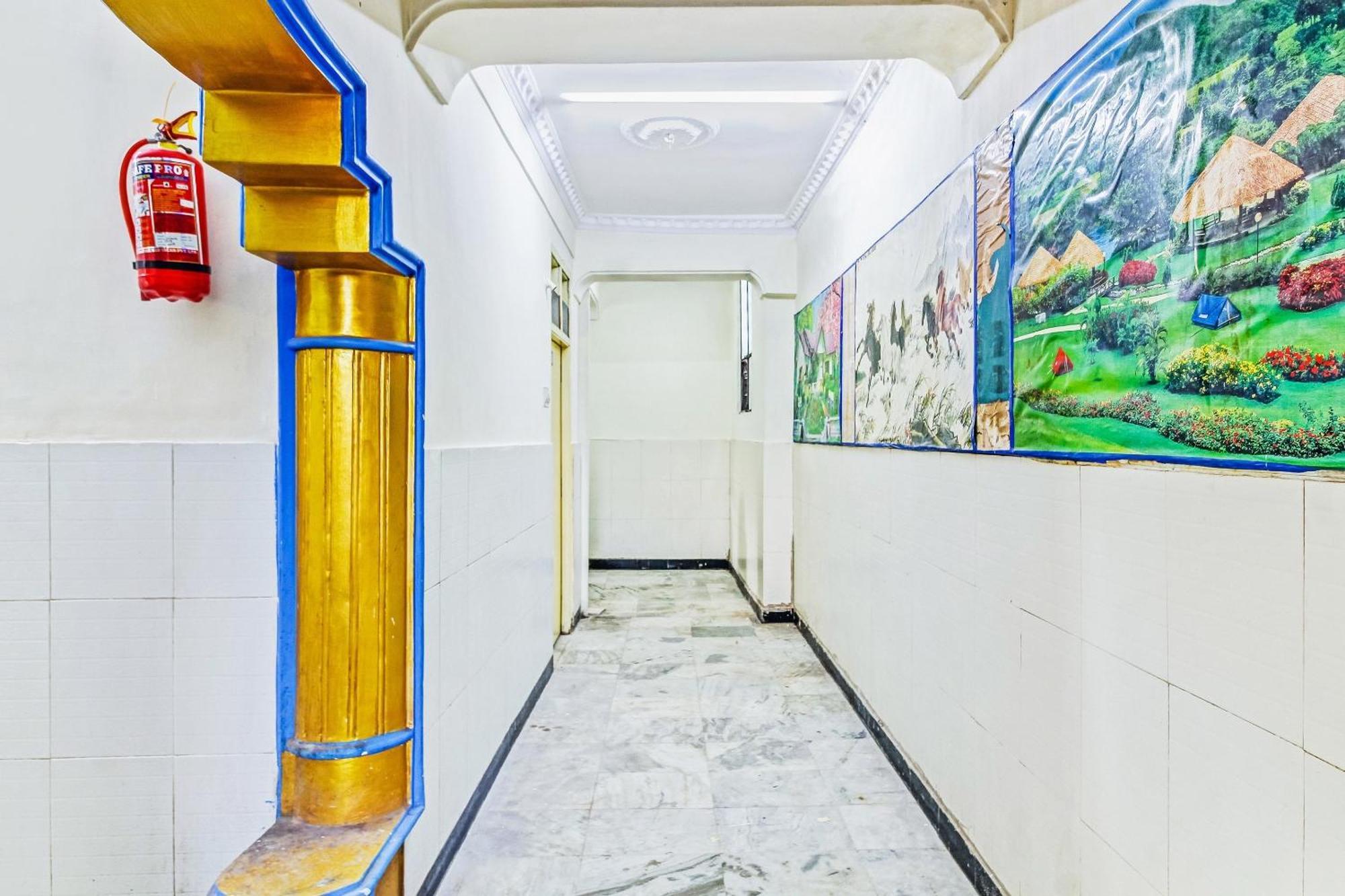 וורנגל Hotel O Suraj Residency מראה חיצוני תמונה